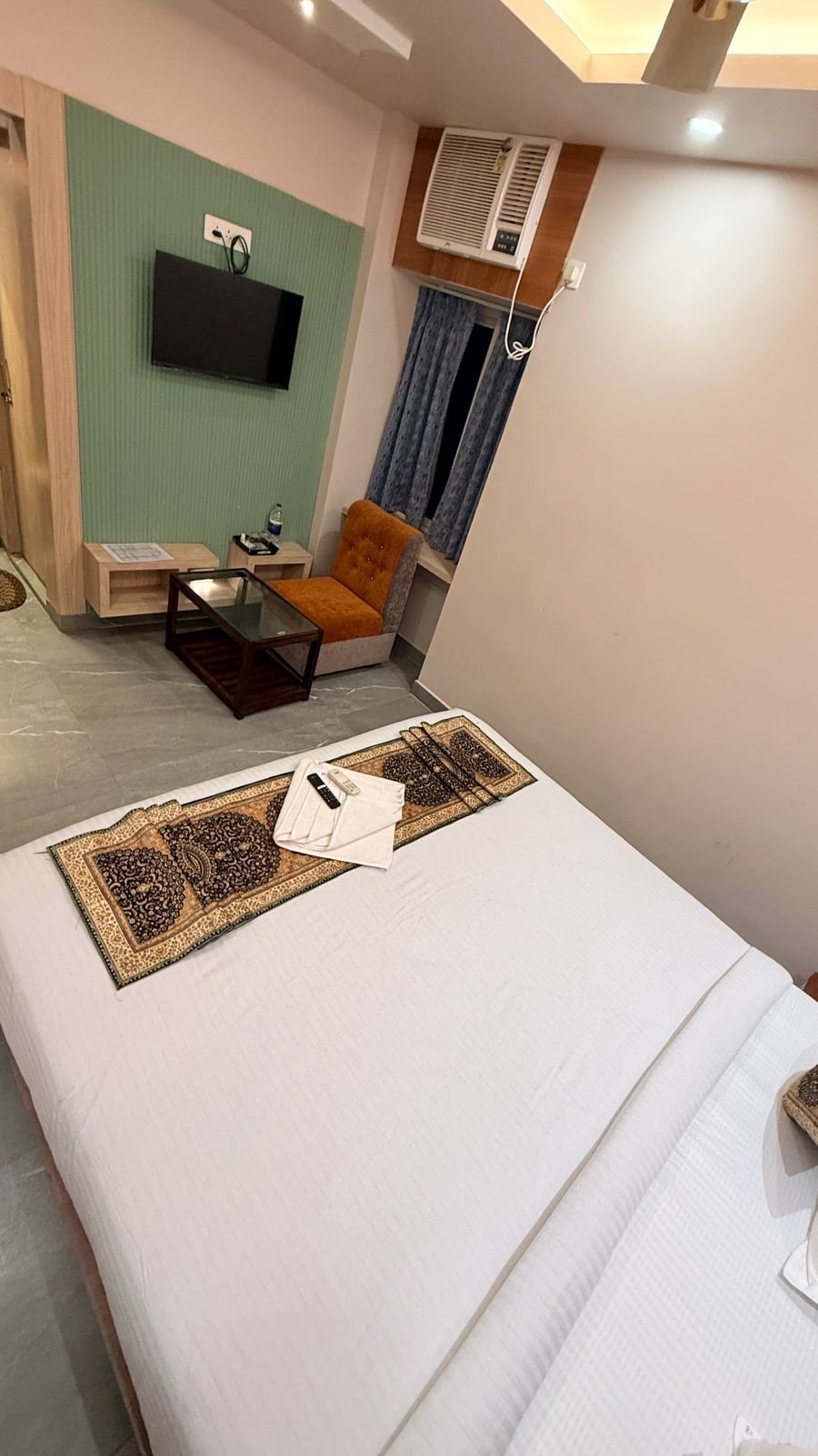 Room 1